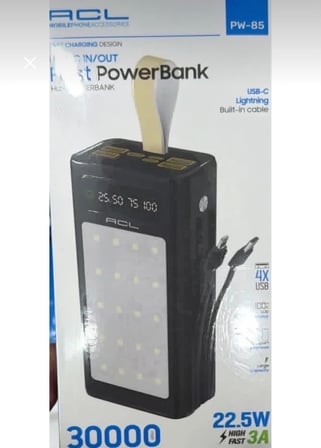 ACL PW-85 30000 Mah Lcd Gösterge 4xUSB Dahili Lightning Type-C, Mikro Powerbank