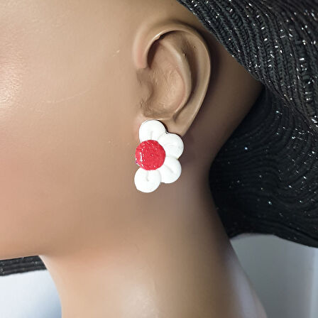 Yarım Papatyalı Küpe