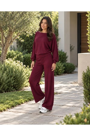 Kadın Oversize Yarasa Kol Bluz ve Bol Paça Pantolon İkili Takım
