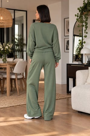 Kadın Oversize Yarasa Kol Bluz ve Bol Paça Pantolon İkili Takım