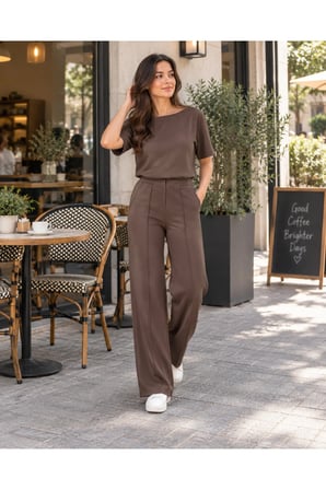 Kadın Kısa Kollu Bluz ve Dikiş Detaylı Bol Paça Pantolon İkili Takım
