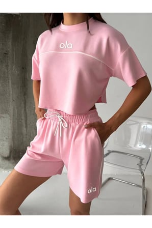 Kadın Oversize Tişört ve Beli Lastikli Şort İkili Takım