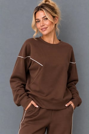 Kadın Bisiklet Yaka Biyeli Sweatshirt ve Bol Paça Eşofman Altı İkili Takım