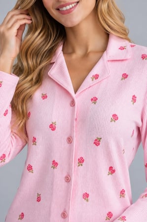 Kadın Pembe Waffle Çilek Desenli Gömlek Yaka İnci Düğmeli Uzun Kollu Pijama Takımı