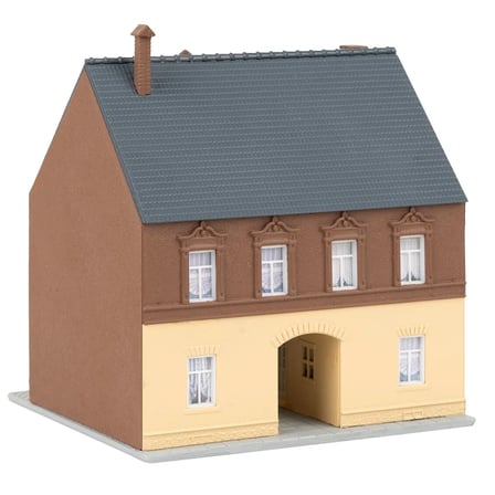 Faller 232178 1/160 Ölçekli Araç Geçişli Şehir Evi Plastik Maketi