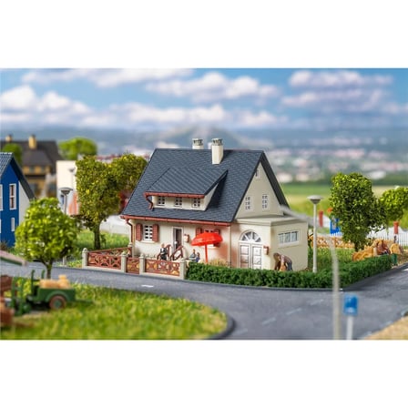 Faller 232404, 1/160 Müstakil Ev plastik maketi