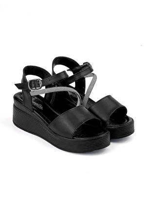 Kadın Siyah Tokalı Taşlı Dolgu Topuklu Sandalet 6 Cm Rahat Yüksek Topuklu