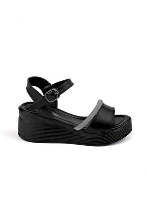 Kadın Siyah Tokalı Taşlı Dolgu Topuklu Sandalet 6 Cm Rahat Yüksek Topuklu