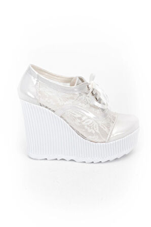 Kadın Moda Şık Beyaz Tül Çınar Dolgu Topuklu Ayakkabı Topuklu Düğün Nişan Gece Abiye Ayakkabısı