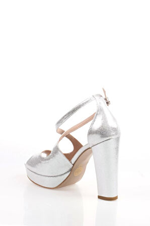 Kadın Moda Şık Gümüş Sultan Topuklu Zarif Tasarım Yüksek Topuk Düğün Nişan Gece Abiye Ayakkabısı