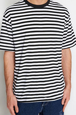 Yeni Sezon Rahat Pamuk Polyester Bisiklet Yaka Kısa Kol Çizgili Desenli Günlük T-Shirt