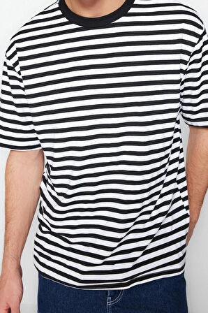 Yeni Sezon Rahat Pamuk Polyester Bisiklet Yaka Kısa Kol Çizgili Desenli Günlük T-Shirt
