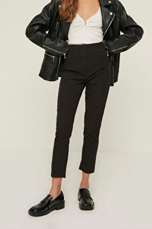 Kadın Yeni Moda Boru Paça Regular Boy Dokuma Cigarette Dar Paça Bel Dikiş Detaylı Pantolon