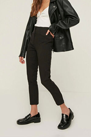 Kadın Yeni Moda Boru Paça Regular Boy Dokuma Cigarette Dar Paça Bel Dikiş Detaylı Pantolon