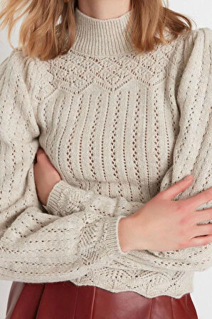 Kadın Moda Şık Regular Dik Yaka Uzun Kol Ajurlu Delikli Dik Yaka Triko Kazak