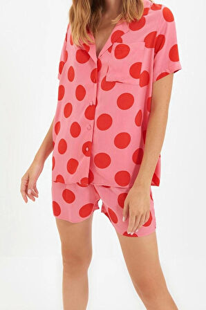 Kadın Moda Şık Gömlek Yaka Boru Paça Kısa Kol Puantiyeli Viskon Dokuma Pijama Takımı
