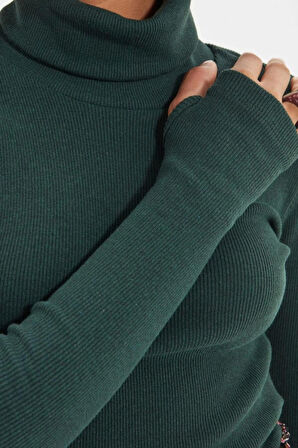 Kadın Şık Crop Balıkçı Yaka Slim Kalıp Örme Fitted Vücuda Oturan Parmak Detaylı Fitilli Esnek Bluz