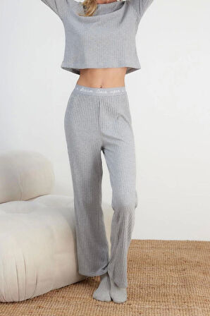 Kadın Moda Şık Bisiklet Yaka Geniş Paça Uzun Kol Lastikli Fitilli Örme Pijama Takımı