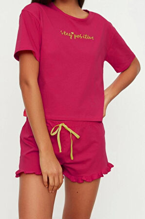 Kadın %100 Pamuk Bisiklet Yaka Kısa Kol Nakışlı Fırfır Detaylı T-shirt-Şort Örme Pijama Takımı