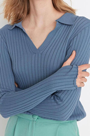 Kadın Moda Şık Regular Polo Yaka Uzun Kol Düz Kol Ucu Detaylı Polo Yaka Triko Kazak