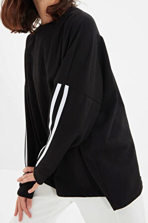 Kadın Moda Şık Oversize Bisiklet Yaka Düşük Kol Uzun Şerit Detaylı Geniş Kalıp İnce Örme Sweatshirt