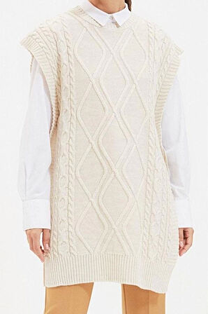 Kadın Moda Şık Tesettür Bisiklet Yaka Düşük Kol Midi Beli Bağlamalı Saç Örgülü Triko Süveter