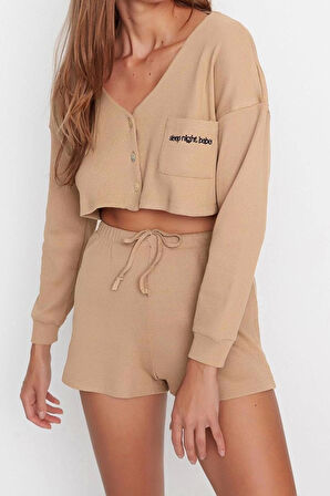 Kadın Pamuklu V Yaka Uzun Kol Nakışlı Fitilli Pamuklu Hırka-Şort Örme Pijama Takımı