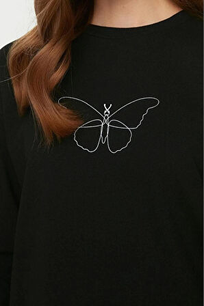 Kadın Tesettür Regular Bisiklet Yaka Standart Kol Regular Yırtmaç Detaylı Baskılı Örme Sweatshirt