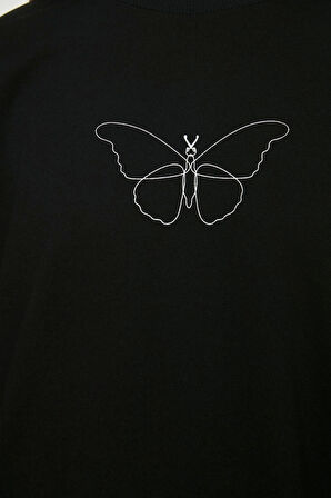 Kadın Tesettür Regular Bisiklet Yaka Standart Kol Regular Yırtmaç Detaylı Baskılı Örme Sweatshirt