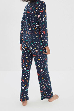 Kadın Moda Şık Gömlek Yaka Boru Paça Uzun Kol %100 Pamuklu Yılbaşı Temalı Örme Pijama Takımı