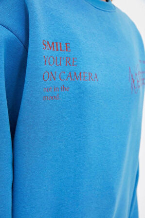 Kadın Regular Bisiklet Yaka Standart Kol Regular Basic Fit Baskılı Kalın İçi Polarlı Örme Sweatshirt