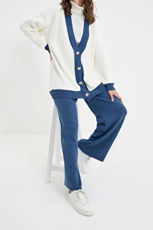 Kadın Moda Şık Geniş Paça Regular Boy Uzun Kollu Şerit Detaylı Hırka-Pantolon Triko Takım