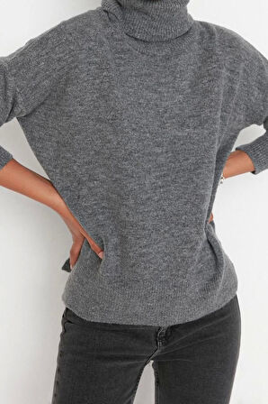 Kadın Moda Şık Regular Balıkçı Yaka Uzun Kol Düz Yumuşak Dokulu Balıkçı Yaka Triko Kazak