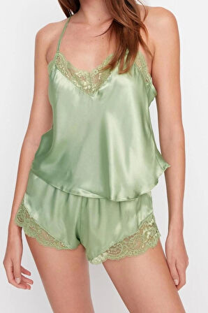 Kadın Polyester V Yaka Askılı Kol Dantel Detaylı İp Askılı Saten Dokuma Pijama Takımı