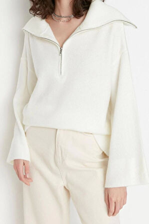 Kadın Moda Şık Regular Dik Yaka Uzun Kol Düz Geniş Kalıp Yumuşak Dokulu Fermuarlı Triko Kazak