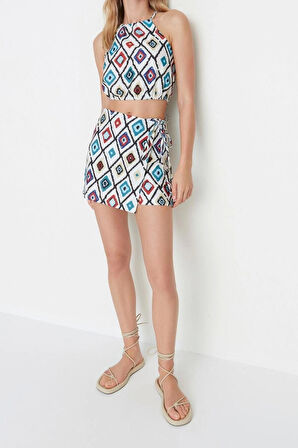 Kadın Moda Şık Boru Paça Regular Boy Kolsuz Halter Yaka Dokuma Bluz ve Mini Şort Etek Desenli Takım