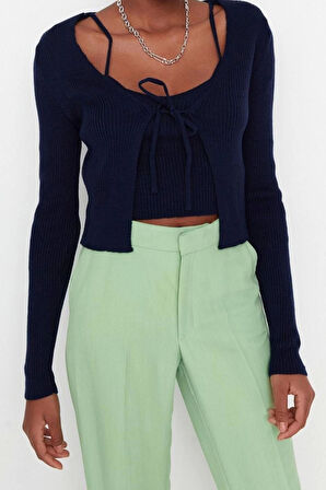 Kadın Moda Şık Crop V Yaka Uzun Kol Düz Crop Bağlama Detaylı Bluz-Hırka Triko Takım Triko Hırka