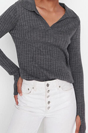 Kadın Moda Şık Regular Polo Yaka Uzun Kol Düz Kol Ucu Detaylı Polo Yaka Triko Kazak