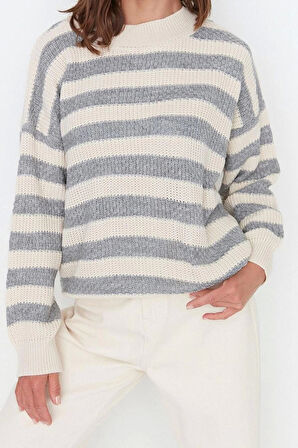 Kadın Moda Şık Regular Bisiklet Yaka Uzun Kol Çizgili Geniş Kalıp Triko Kazak