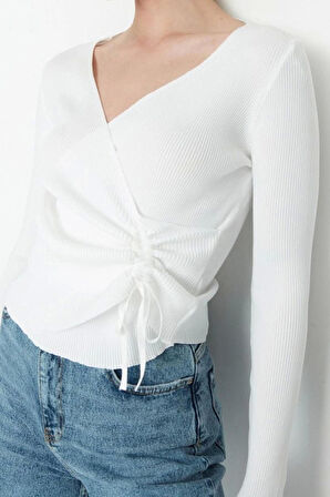 Kadın Moda Şık Kruvaze Standart Kol Regular Büzgü Detaylı Triko Kazak