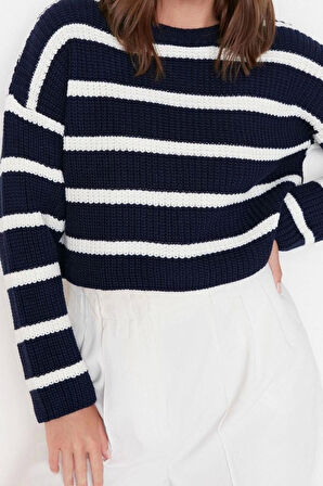 Kadın Moda Şık Bisiklet Yaka Düşük Kol Crop Basic Çizgili Triko Kazak