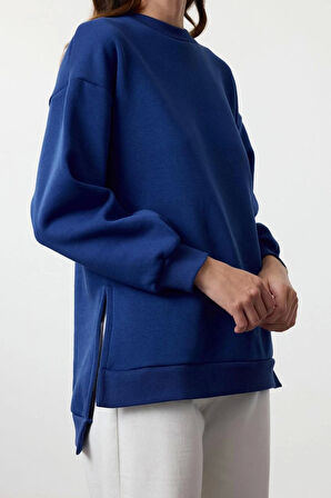 Kadın Oversize Bisiklet Yaka Düşük Kol Uzun Geniş Kalıp Yırtmaç Kalın İçi Polarlı Örme Sweatshirt