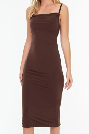 Yeni Slim Gündüz Gece Sandy Örme Degaje Yaka Askılı Kol Bodycone Midi Boy Elbise