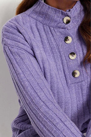 Kadın Tesettür Moda Şık Regular Düğmeli Yaka Uzun Kol Düz Yakası Düğmeli Fitilli Triko Kazak