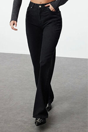 Kadın Moda Şık Kot Pantolon Geniş Paça Regular Boy Denim Pens Detaylı Yüksek Bel Uzun Straight Jeans