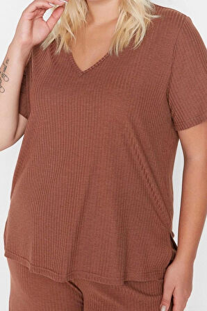 Büyük Beden Kadın Pamuk Polyester V Yaka Kısa Kol Fitilli V Yaka Capri Boy Örme Pijama Takımı