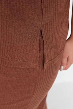 Büyük Beden Kadın Pamuk Polyester V Yaka Kısa Kol Fitilli V Yaka Capri Boy Örme Pijama Takımı