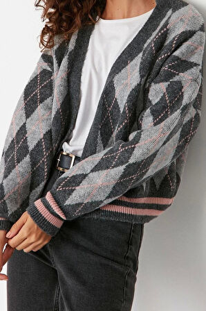 Kadın Moda Şık Regular V Yaka Uzun Kol Baklava Yumuşak Dokulu Baklava Desenli Triko Hırka