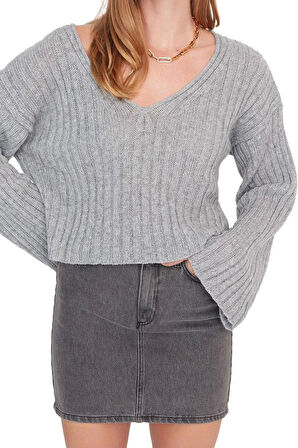 Kadın Moda Şık V Yaka Standart Kol Crop Yünlü Geniş Kalıp Basic Triko Kazak
