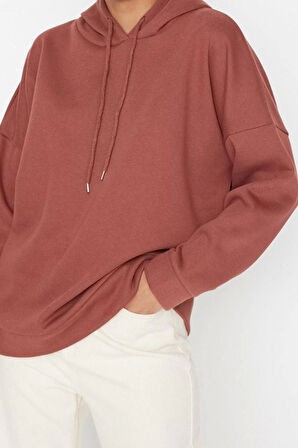 Kadın Oversize Kapüşonlu Düşük Kol Uzun Kalın İçi Polarlı Sırt Baskılı Geniş Kalıp Örme Sweatshirt